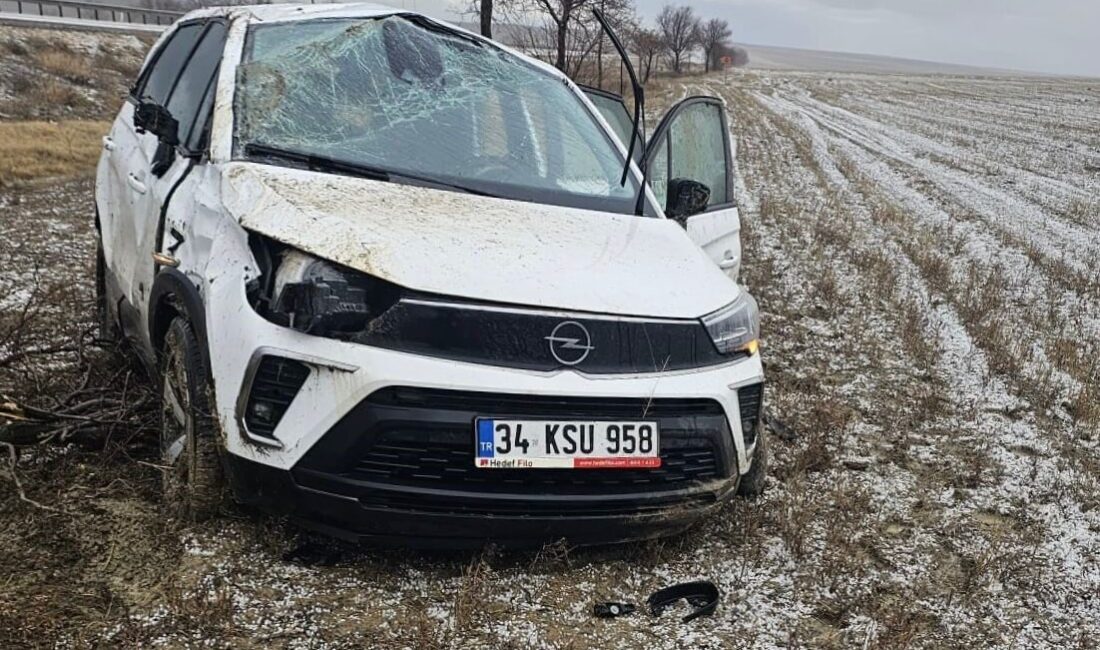 Konya’nın Kulu ilçesinde aniden etkili olan fırtına ve dolu yağışı,