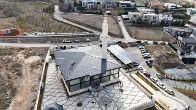 Güneş panelleri ile kendi enerjisini üreten Ankara’nın Çankaya ilçesindeki Süleyman