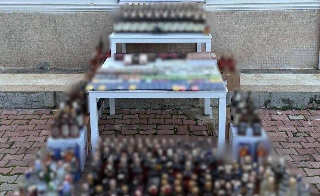 Antalya’nın Kepez ilçesinde düzenlenen operasyonda 852 litre kaçak alkol ile