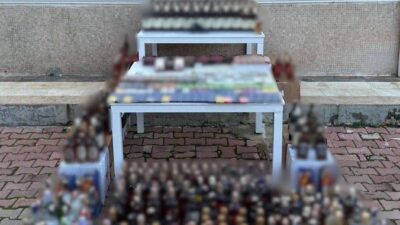Antalya’nın Kepez ilçesinde düzenlenen operasyonda 852 litre kaçak alkol ile