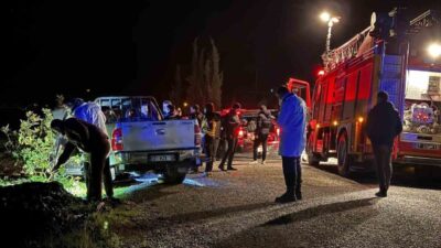 Antalya’nın Gazipaşa ilçesinde araç içerisinde yanmış halde bir erkek cesedi