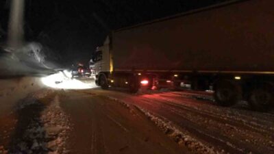 Antalya’yı Konya’ya bağlayan Akseki-Seydişehir karayolunda dün başlayan yağış, öğle saatlerinde