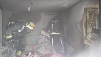 Antalya’nın Manavgat ilçesinde 3 katlı binanın bodrum katında çıkan yangın