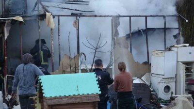 Antalya’nın Muratpaşa ilçesinde boş arazide bulunan bir konteyner evde çıkan