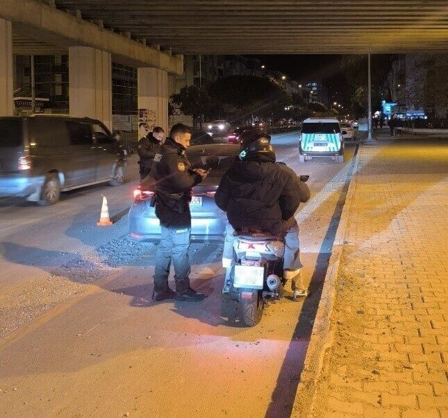 Antalya İl Emniyet Müdürlüğü’nün asayiş denetimleri kapsamında 2 haftada 2