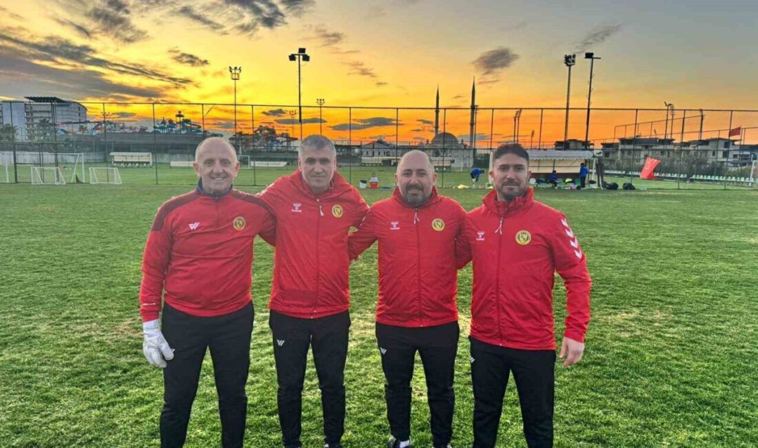 Bölgesel Amatör Lig (BAL) temsilcisi Söğütspor Antrenörü Savaş Akgün, Antalya