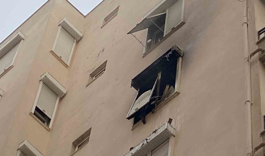 Antalya’nın Serik ilçesinde bir apartmanın 6. katında çıkan yangın, itfaiye