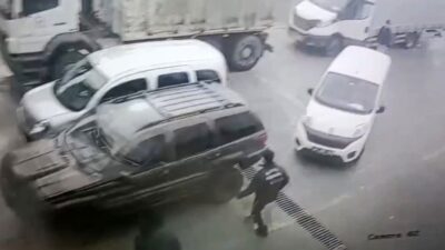 Düzce’de araç muayene istasyonunda meydana gelen trafik kazasında 3 araç