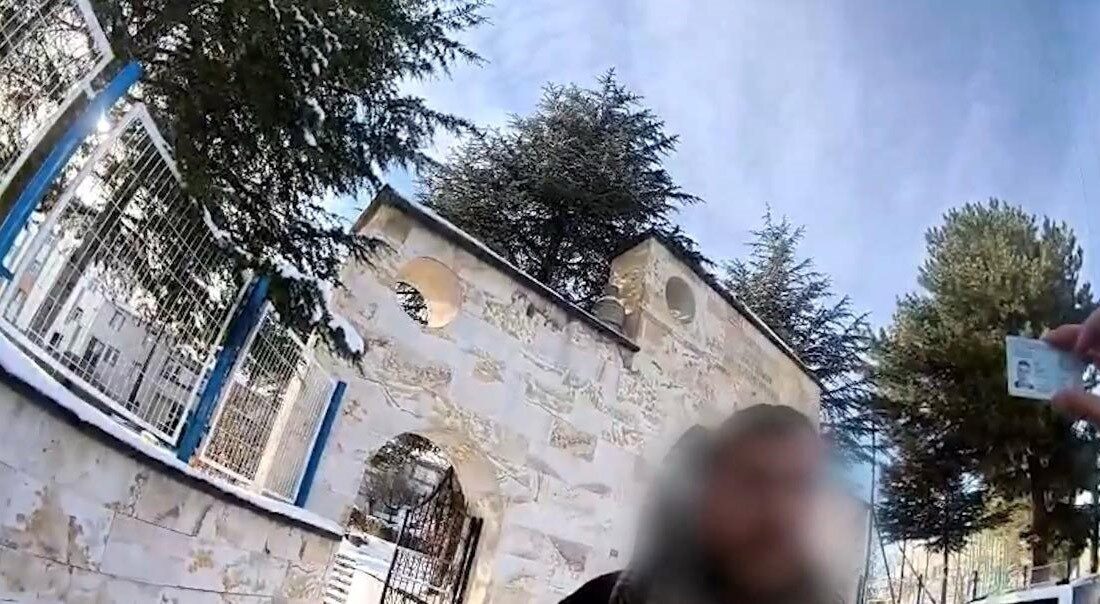 NEVŞEHİR (İHA) – Nevşehir’de yol kontrolü yapan jandarma ekiplerinin dikkati