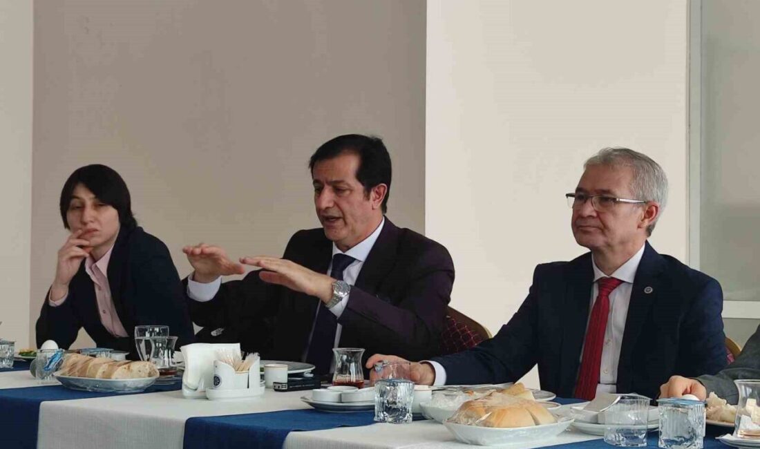 Ardahan Üniversitesi Rektörü Prof. Dr. Öztürk Emiroğlu, Cumhurbaşkanlığı’nca onaylanan ve