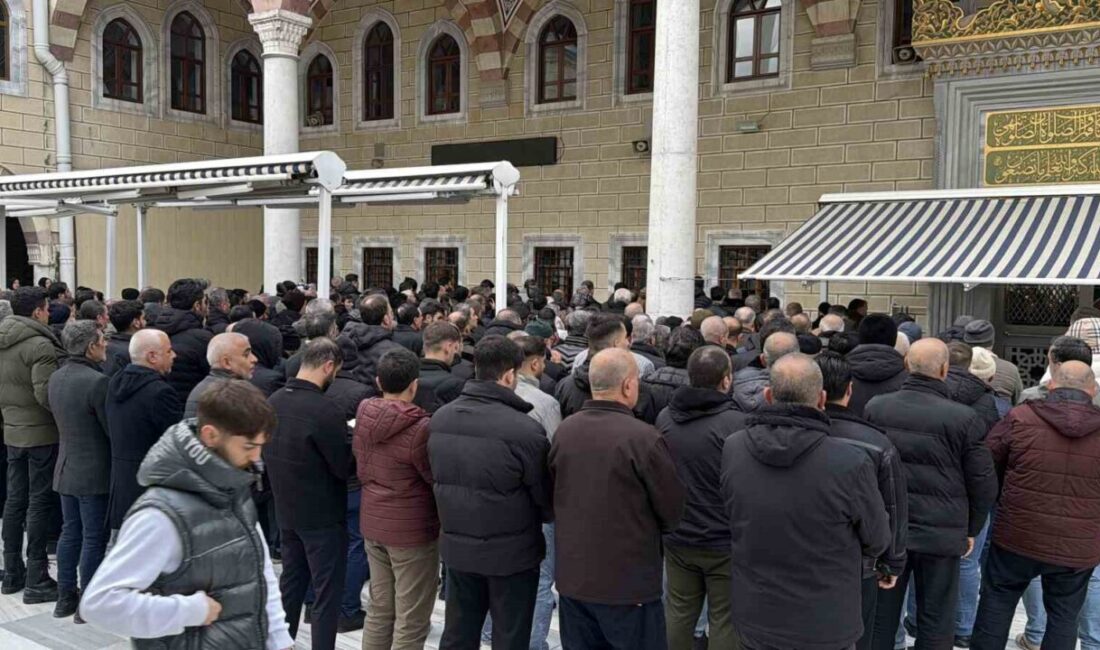İstanbul Arnavutköy’de cami avlusunda uğradığı silahlı saldırı sonucu yaşamını yitiren