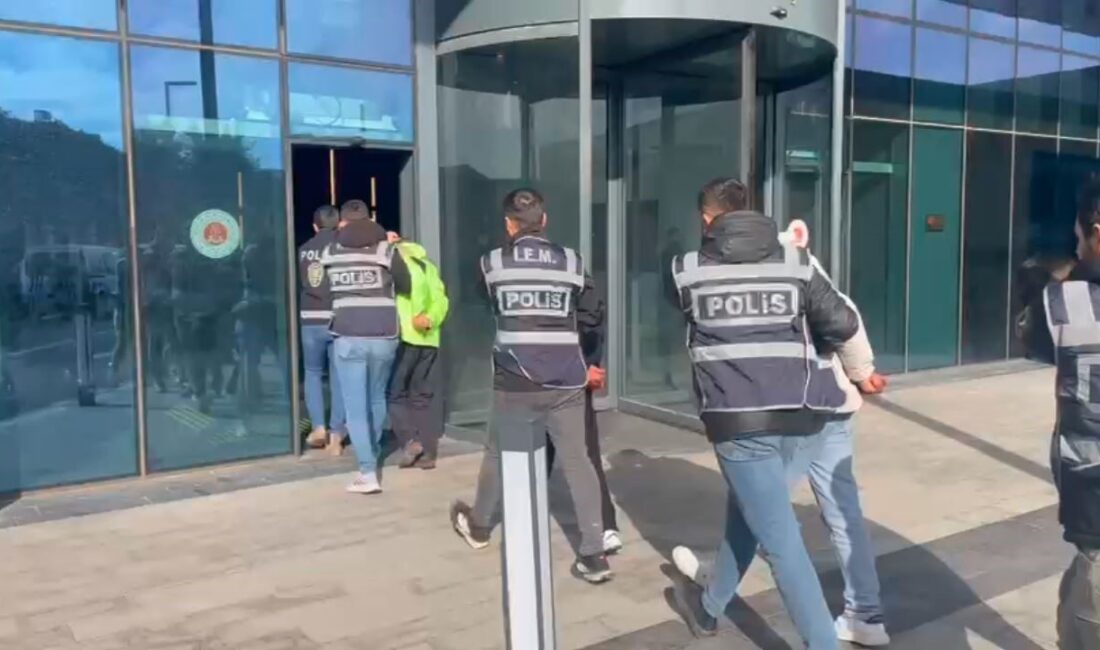 İstanbul’un Arnavutköy ilçesinde bir oto lastikçiden haraç isteyen ve olumsuz