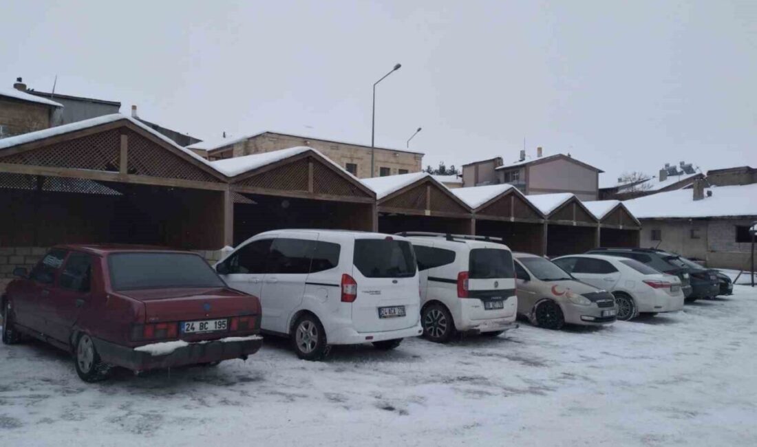 Havaların aşırı soğuk seyretmesi nedeniyle Erzincan’ın Tercan ilçe merkezinde cuma