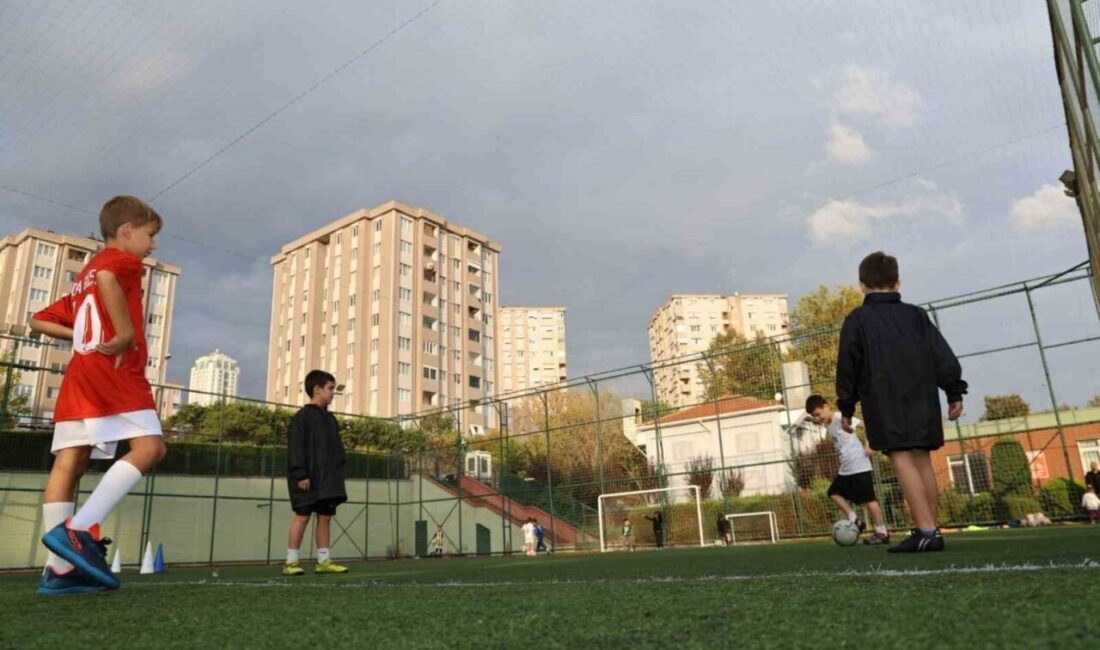 Ataşehir Belediyesi’nin her yıl çocuklar ve yetişkinlere yönelik düzenlediği Kış
