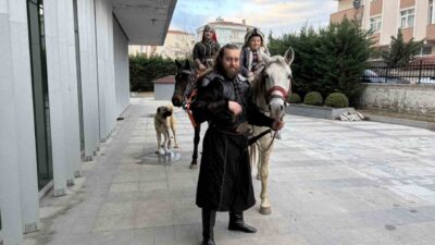 Diriliş Ertuğrul dizisinin Melikşah Alp’i Melikşah Özen ile İlknur Bakay,