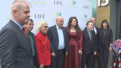 Ankara’da özel bir diş polikliniğinin açılışına katılan Ankara Ticaret Odası