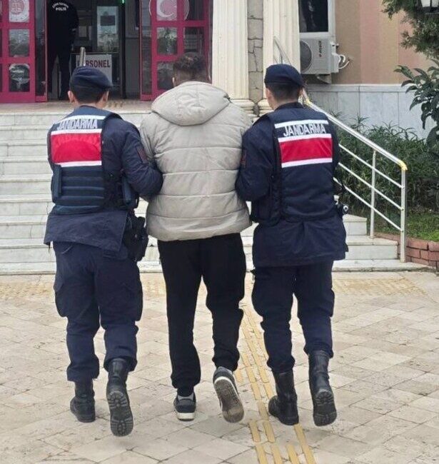 Aydın’ın Didim ilçesinde kasten öldürme ve silahla tehdit suçlarından aranan
