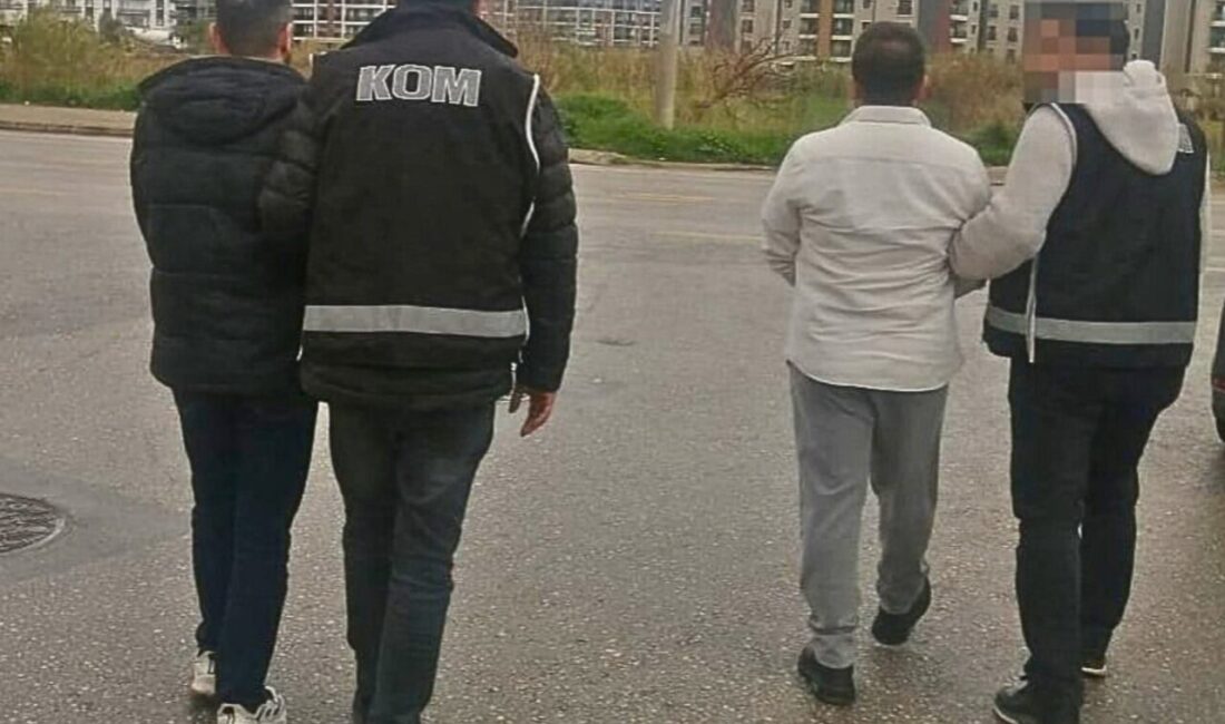 Aydın’ın Efeler ilçesinde, yapı denetimi yapan bir firmada görevli kişilerin