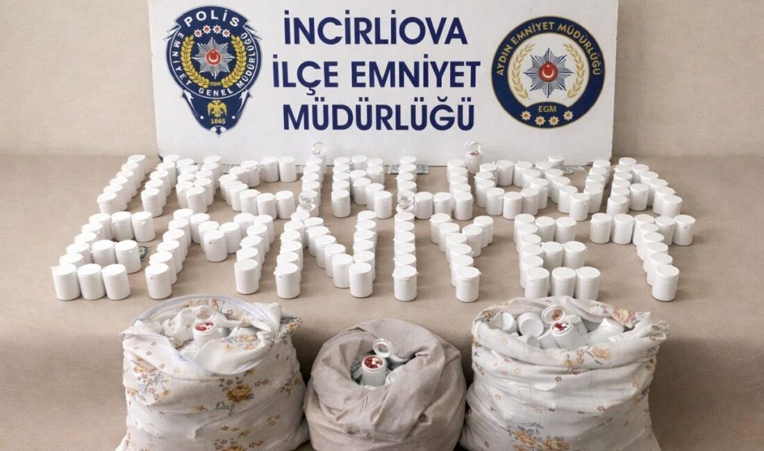 Aydın’ın Çine ve İncirliova ilçelerinde emniyet ekiplerince yapılan çalışmalarda uyuşturucu