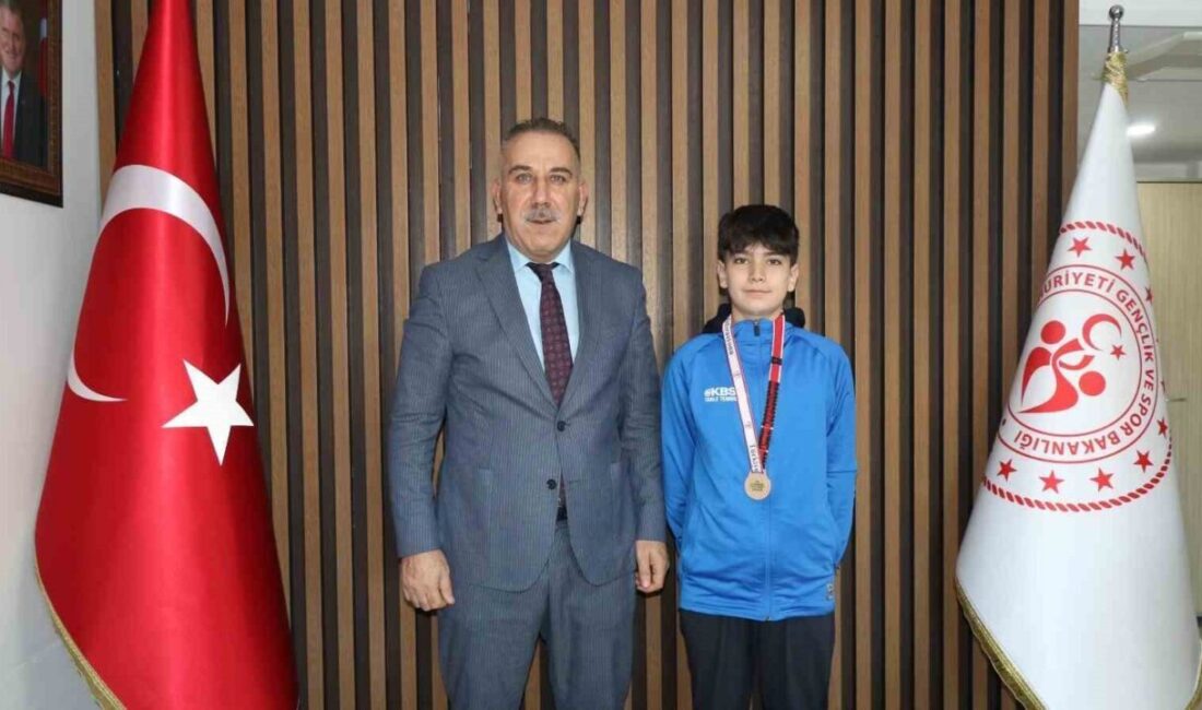 Masa Tenisi branşında Aydın’ı temsil eden sporcu Furkan Konyalı, Türkiye