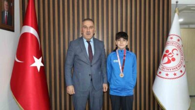 Masa Tenisi branşında Aydın’ı temsil eden sporcu Furkan Konyalı, Türkiye