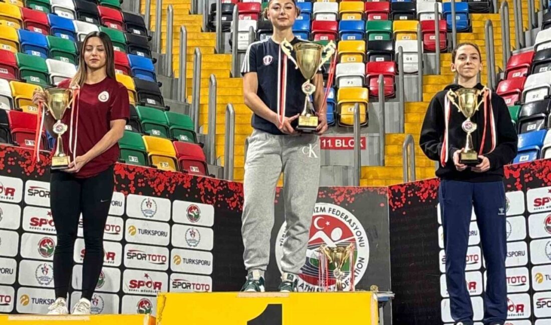 İstanbul’da gerçekleştirilen Ahmet Melek Komple Atlet Kupası’nda mücadele eden Aydınlı