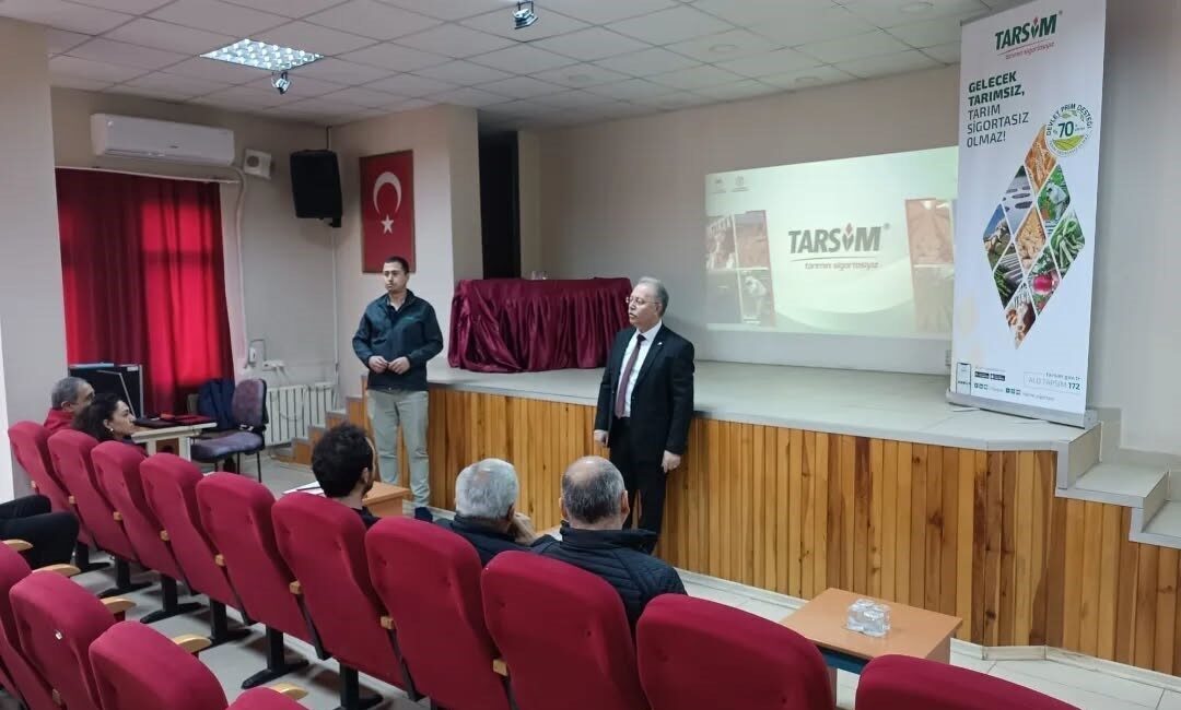 Aydın’ın Karacasu ve Yenipazar ilçesindeki üreticilere Tarım Sigortaları Havuzu’nun (TARSİM)
