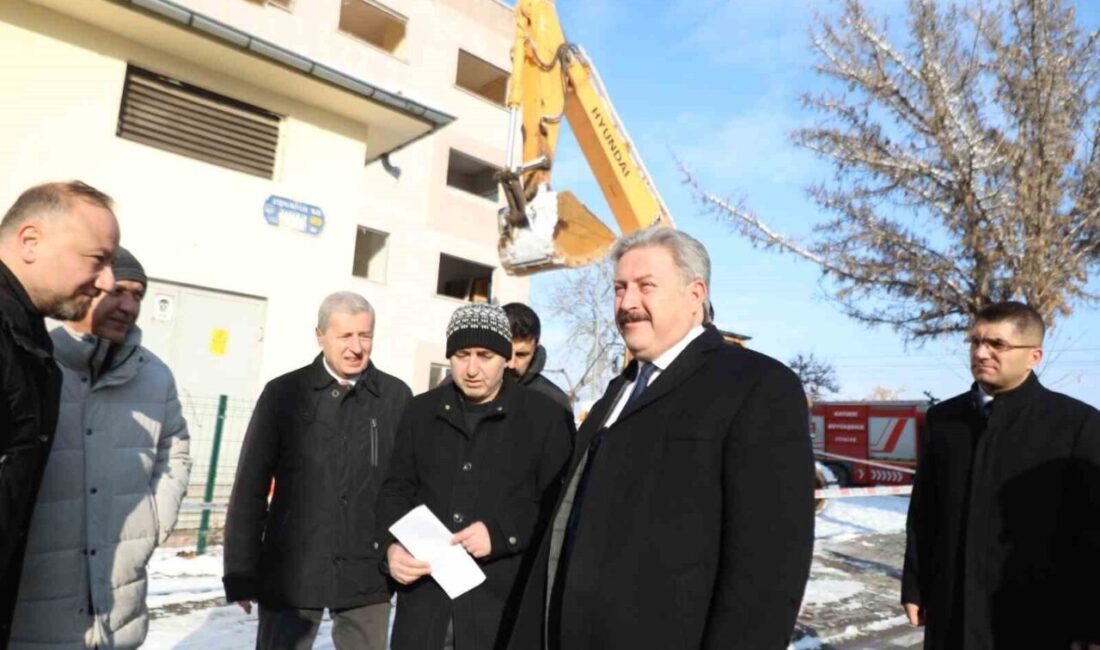 Melikgazi Belediyesi; Melikgazi’de 9 bölgede gerçekleştirdiği kentsel dönüşüm çalışmalarına devam