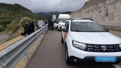 Çanakkale’nin Ayvacık ilçesinde Sahil Güvenlik ve jandarma ekipleri tarafından 12’si