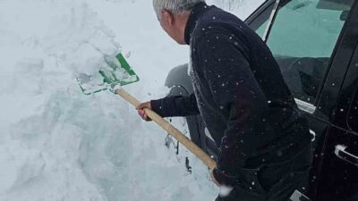 Van’ın Bahçesaray ilçesinde meydana gelen çığ olayında, içerisinde aynı aileden