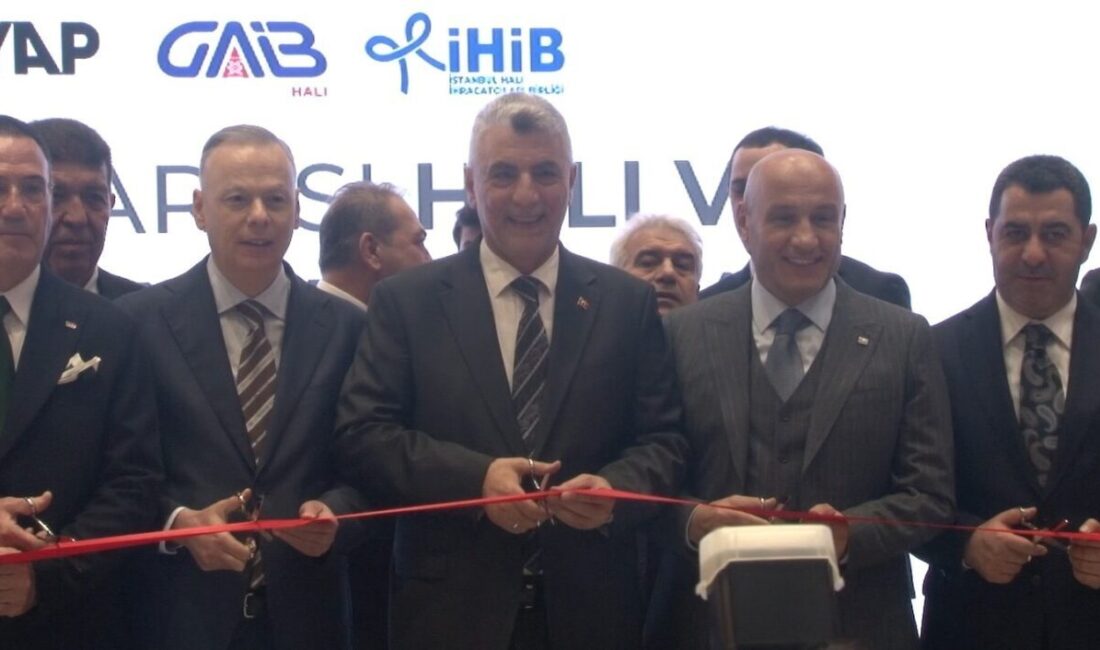 Ticaret Bakanı Ömer Bolat, “İhracat rekorlarını yenilemeye ve güncellemeye devam