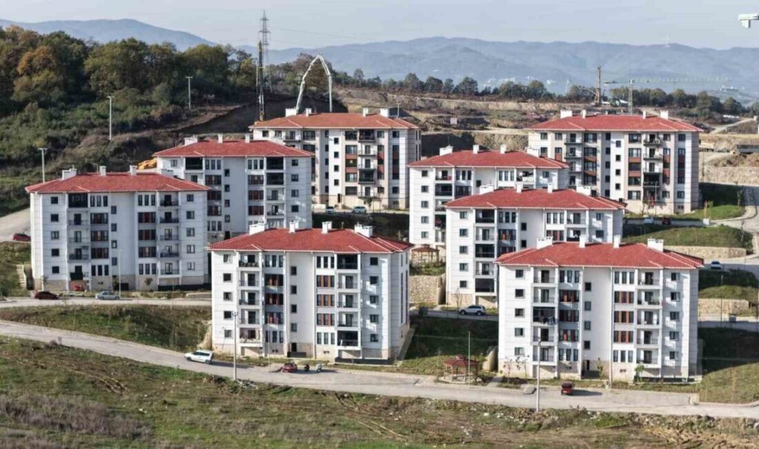 Çevre, Şehircilik ve İklim Değişikliği Bakanı Murat Kurum, TOKİ’nin İlk