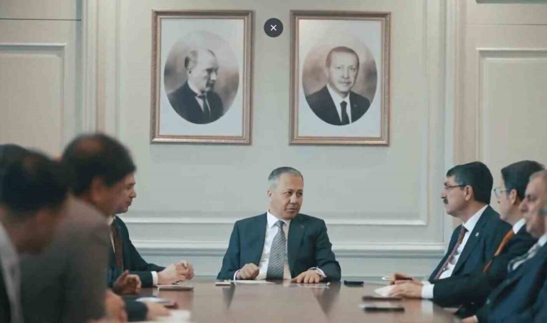 İçişleri Bakanı Ali Yerlikaya, “Ezidi toplumu temsilcilerini kabul ettik. Karşılıklı