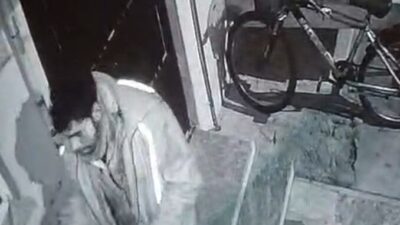 Eskişehir’de bir apartmanın balkonunda bulunan motosiklet ekipmanlarını çalan amatör hırsız,