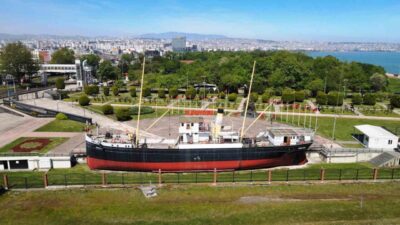 Türkiye Cumhuriyeti’nin kuruluş yolculuğunun simgelerinden Bandırma Vapuru, Atatürk’ün Samsun’a ayak