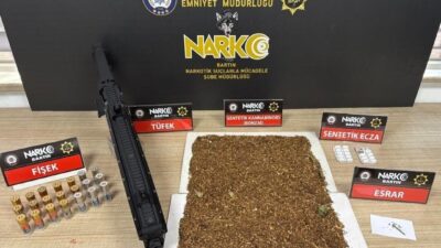 Bartın’da 10 bin adet dolu makaron ele geçirilirken 2 kişi