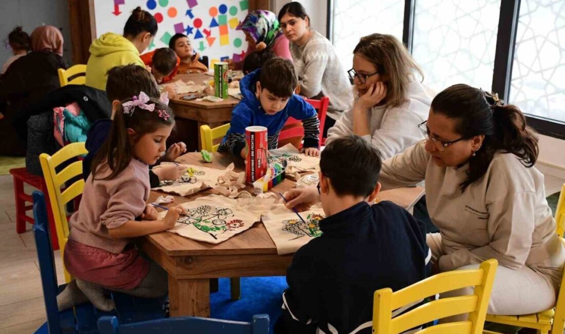 Balıkesir Büyükşehir Belediye Başkanı Ahmet Akın, yarıyıl tatilinde çocukların gönüllerince