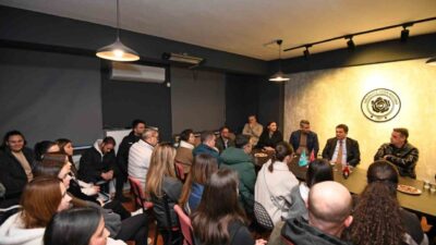 Osmangazi Belediye Başkanı Erkan Aydın, halk dansları aracılığıyla köklü gelenekleri