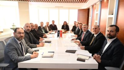 Aydın Büyükşehir Belediye Başkanı Özlem Çerçioğlu, ilçe belediye başkanları ve