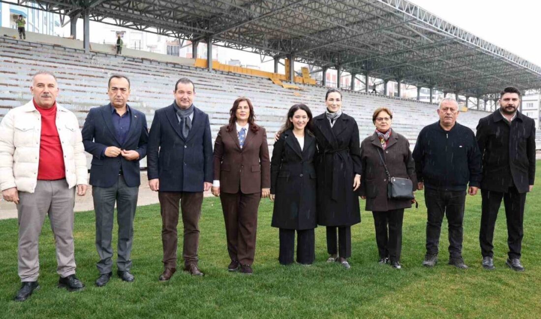 Aydın Büyükşehir Belediye Başkanı Özlem Çerçioğlu AK Parti heyeti ile
