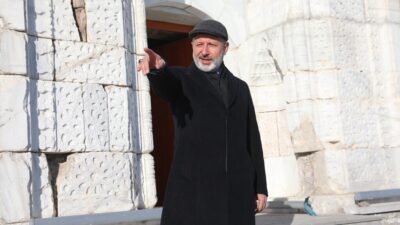 Kocasinan Belediye Başkanı Ahmet Çolakbayrakdar; tarihi eserlerin korunması, fonksiyon yüklenmesi