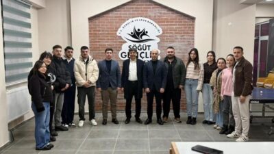 Söğüt Belediye Başkanı Ferhat Durgut, ilçede faaliyete yeni başlayan Gençlik