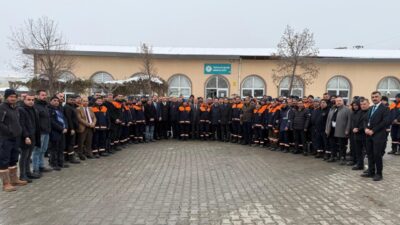 Yeşilyurt Belediye Başkanı Prof. Dr. İlhan Geçit, ilçenin muhtelif bölgelerinde