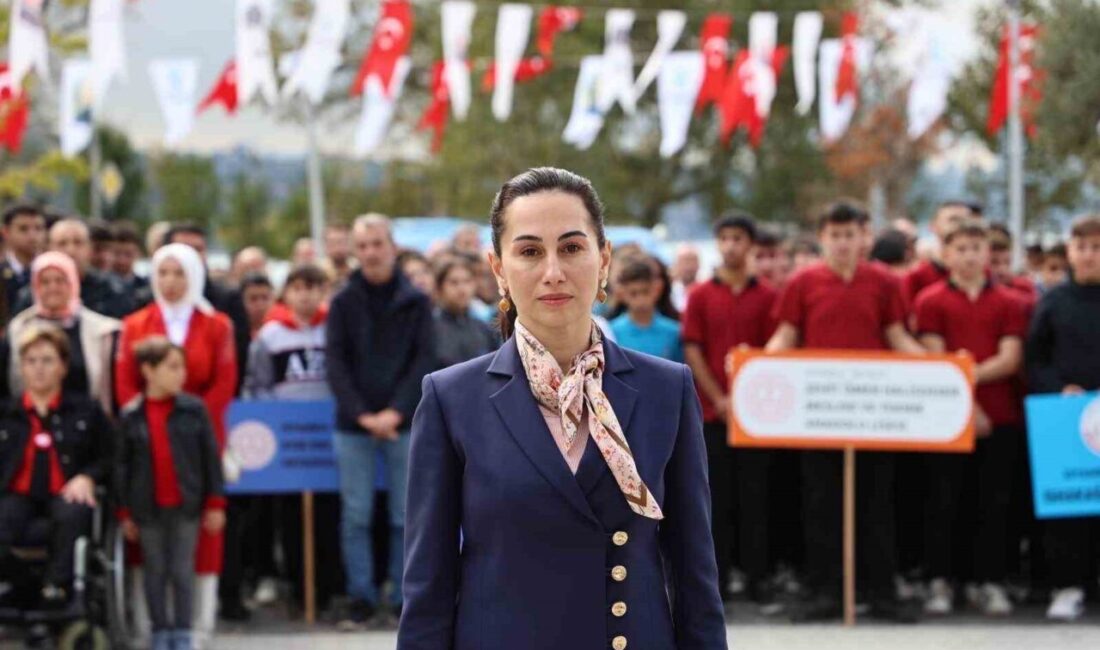 CHP’den ayrılarak AK Parti’ye katılan Beykoz Belediye Başkan Vekili Özlem