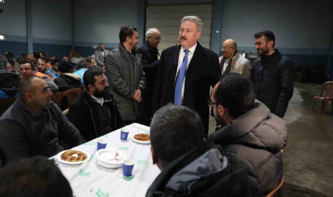 Melikgazi Belediye Başkanı Doç. Dr. Mustafa Palancıoğlu, teknik birimlerdeki saha