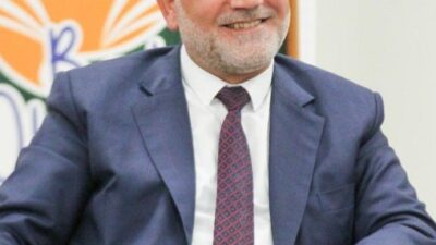 Samsun’un Canik Belediye Başkanı İbrahim Sandıkçı, ilçeden üniversiteyi kazanan tüm