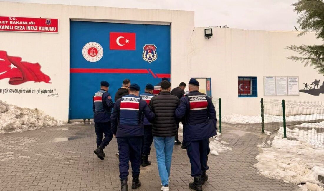 Batman İl Jandarma Komutanlığı tarafından aranan şahısların yakalanmasına yönelik yürütülen