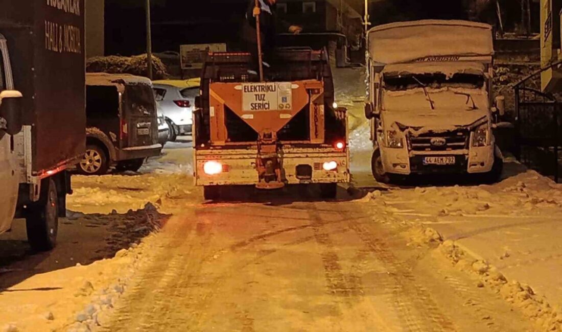 Battalgazi Belediyesi, bir süredir devam eden karla mücadele çalışmalarını akşam