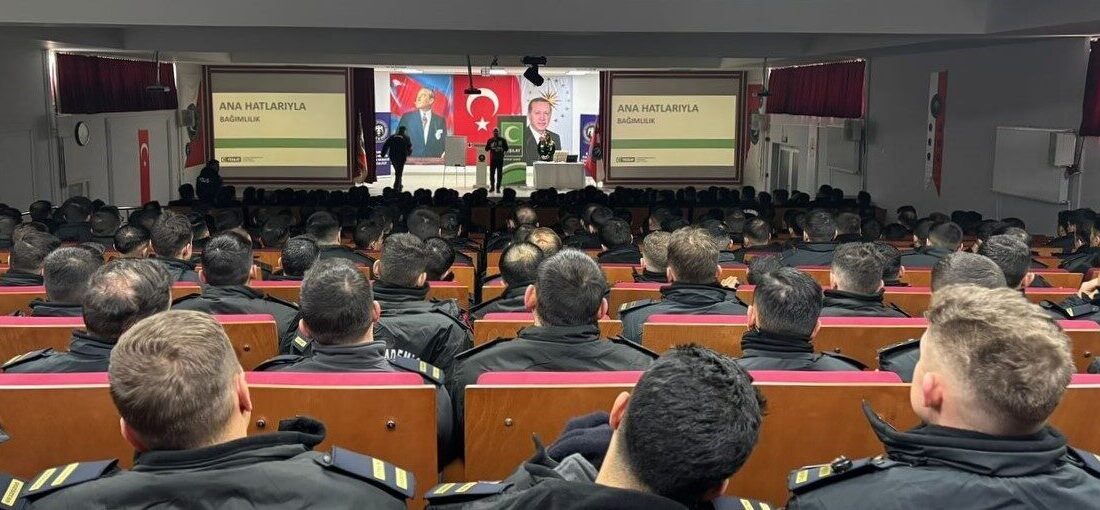 Bayburt Polis Meslek Eğitim Merkezi (POMEM) öğrencilerine, Yeşilay Şubesi tarafından