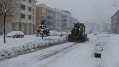 Bayburt’ta etkili olan yoğun kar yağışı ve olumsuz hava şartları